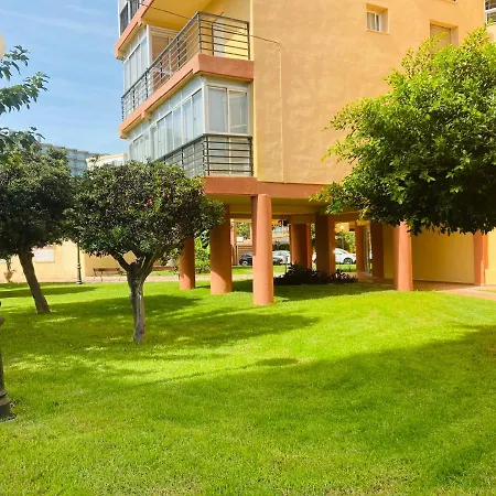Apartamento Estudio En Urbanizacion Tres Caballos, Playamar Torremolinos